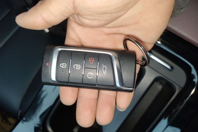 广汽传祺 传祺M6 2023款 PRO 270T DCT豪华版中控内饰7001