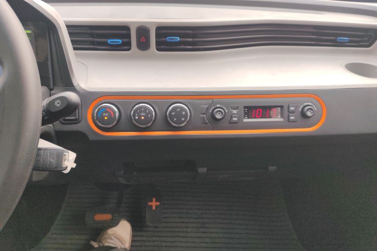 五菱汽车 宏光MINIEV 2020款 悦享款 磷酸铁锂中控内饰16