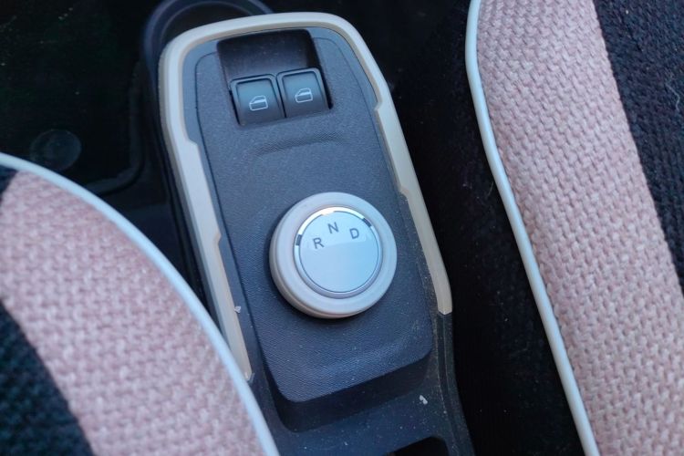 奇瑞 QQ冰淇淋 2025款 155km 圣代版中控内饰18