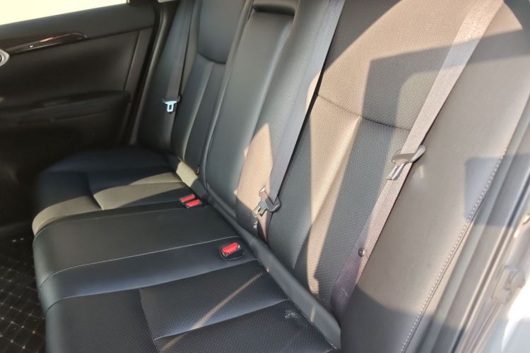 日产 轩逸 2019款 经典 1.6XL CVT豪华版中控内饰21