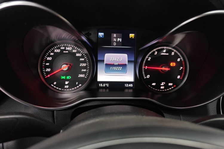 奔驰C级 2017款 C 180 L 运动版中控内饰14