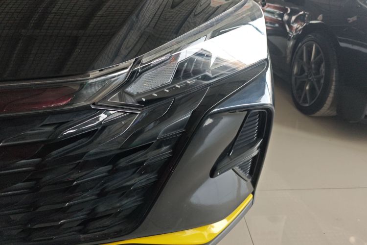 东风风神 奕炫 2023款 马赫版 1.5T 自动追猎骑士版局部细节36