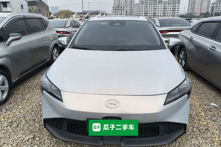 埃安 AION S Plus 2022款 80 科技版车身外观2