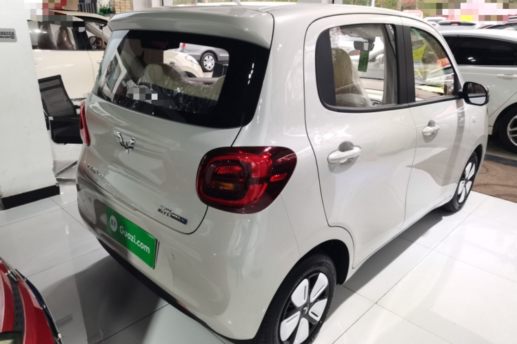 五菱汽车 宏光MINIEV 2025款 四门版 进阶款车身外观7