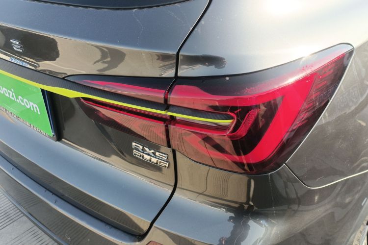 荣威RX5 2021款 PLUS 330TGI 自动国潮智臻版车身外观9