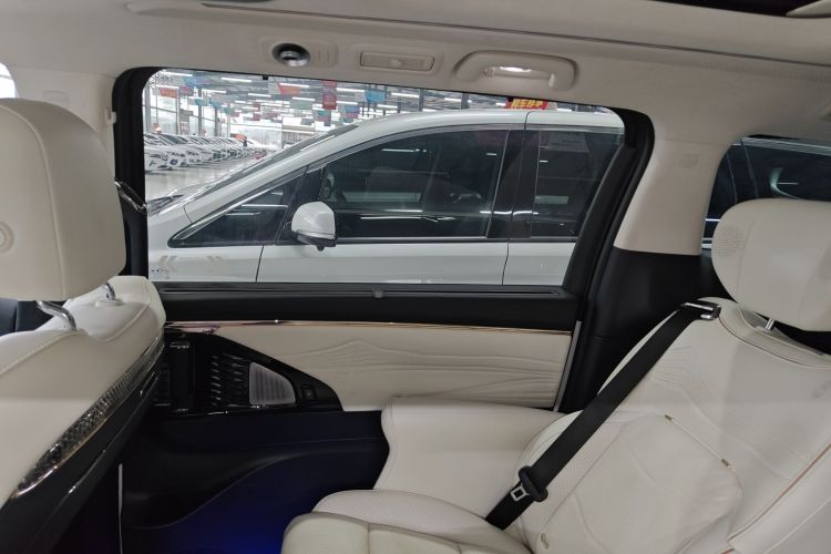 广汽传祺 传祺E9 2023款 E9 MAX中控内饰45