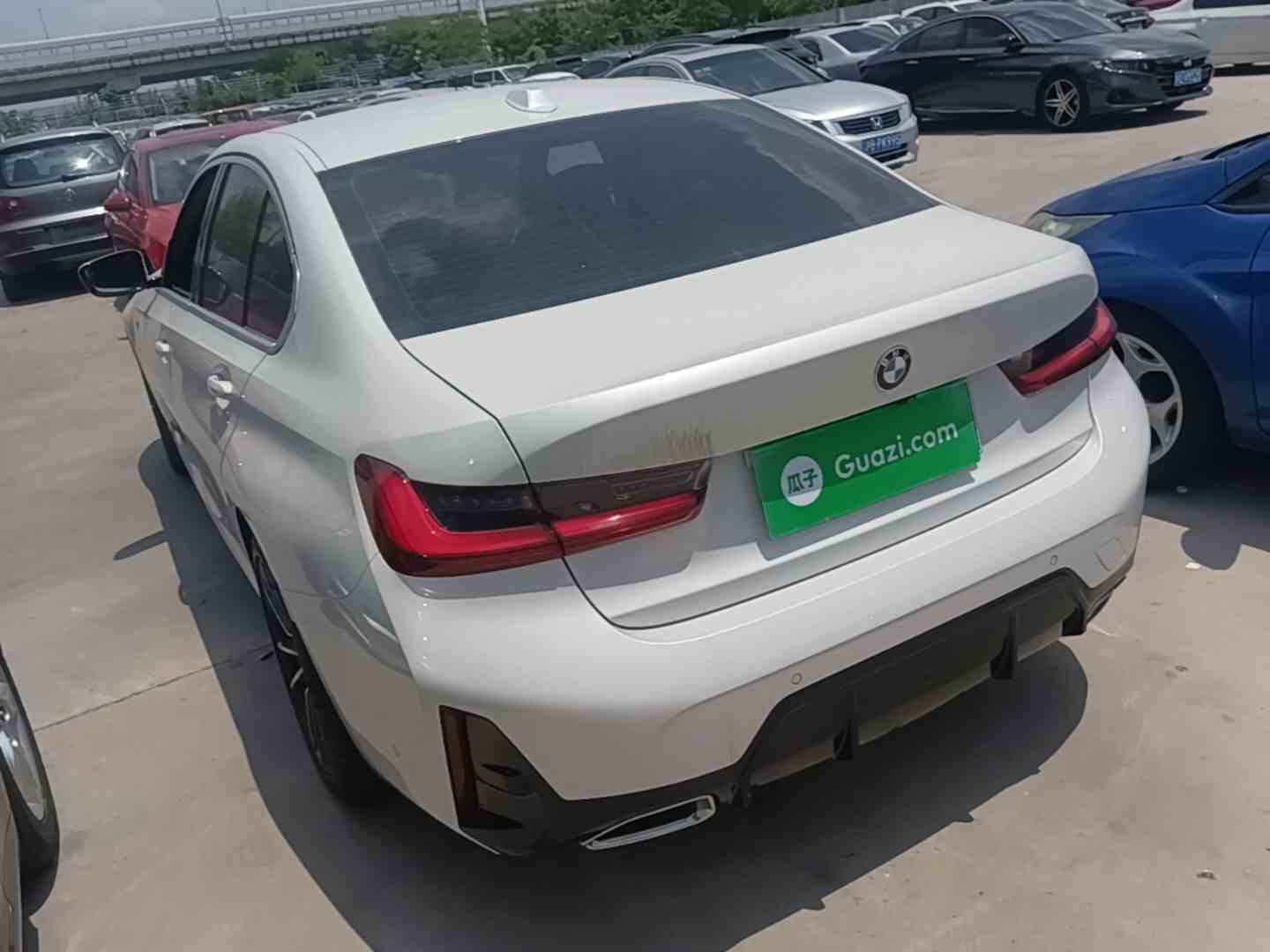 宝马3系 2025款 325i M运动套装(3)