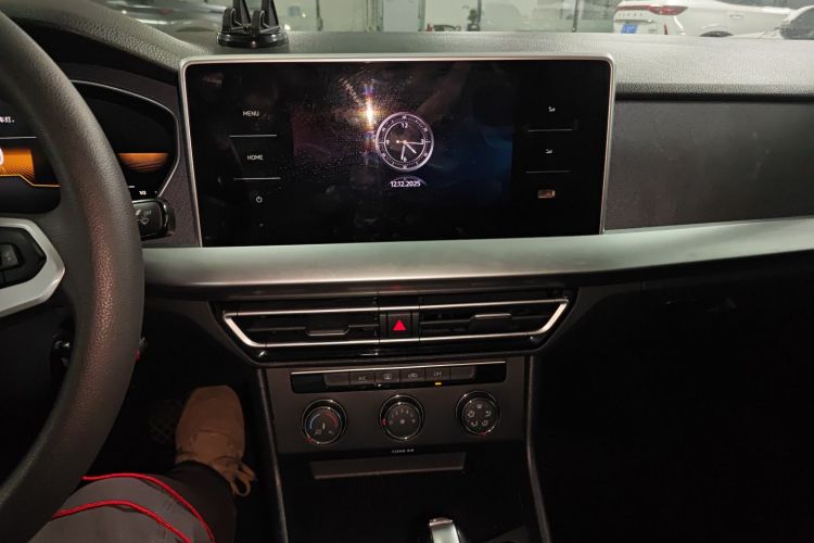 大众 朗逸 2023款 1.5L 自动得逸版中控内饰16