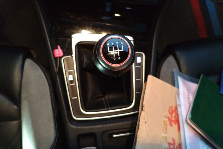 大众 高尔夫 2015款 1.4TSI 手动R-Line中控内饰18