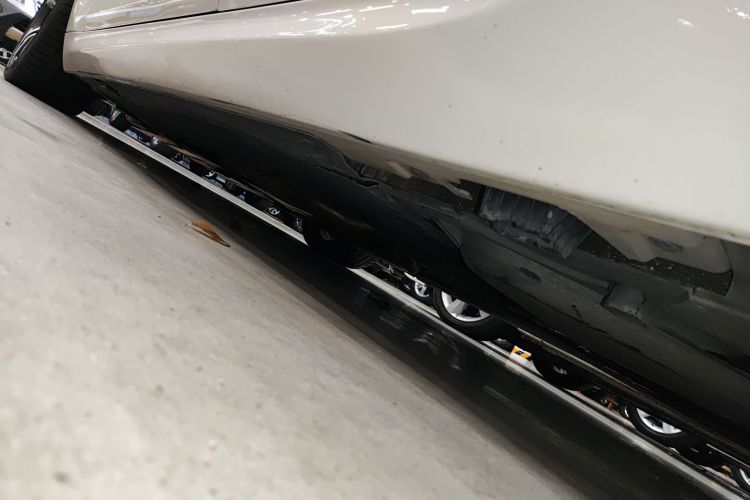 宝马M6 2013款 M6 Gran Coupe机舱底盘30