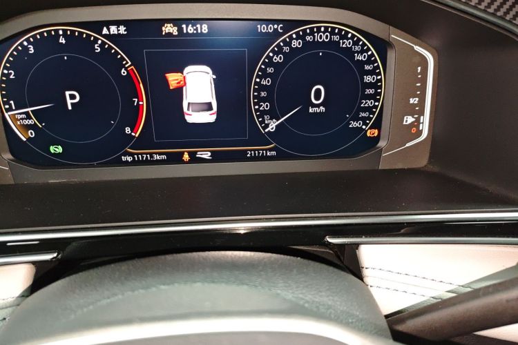 大众 途观L 2024款 出众款 330TSI 自动两驱R-Line龙耀版中控内饰15