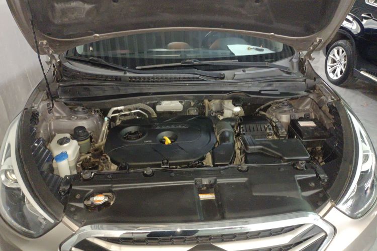 北京现代ix35 2013款 2.0L 自动两驱智能型GLS 国V局部细节24