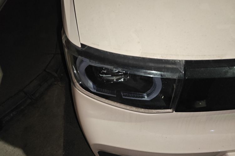 五菱汽车 宏光MINIEV 2021款 马卡龙臻享款 三元锂车身外观8