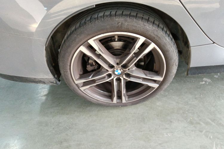 宝马2系(进口) 2023款 225i 四门轿跑车 M运动套装车身外观6008