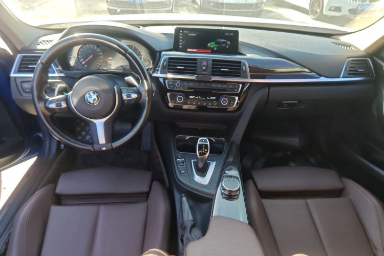 宝马3系 2018款 320Li M运动曜夜版中控内饰7002