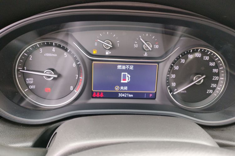 别克 君威 2022款 552T 智享型中控内饰14