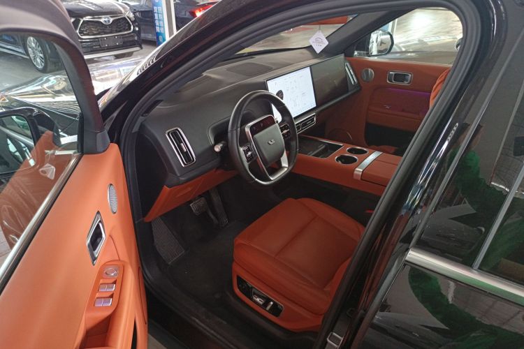 理想汽车 理想L9 2022款 Max中控内饰20