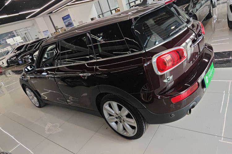 MINI Clubman 2016款 改款 1.5T COOPER 鉴赏家版车身外观4