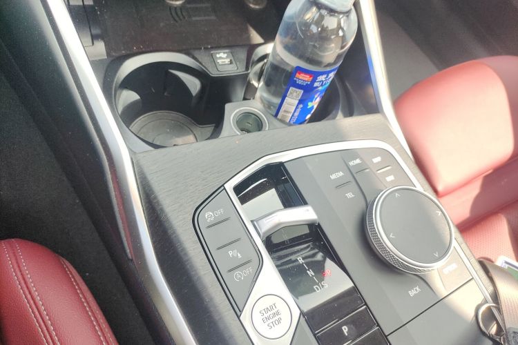 宝马3系 2023款 325i M运动套装局部细节18