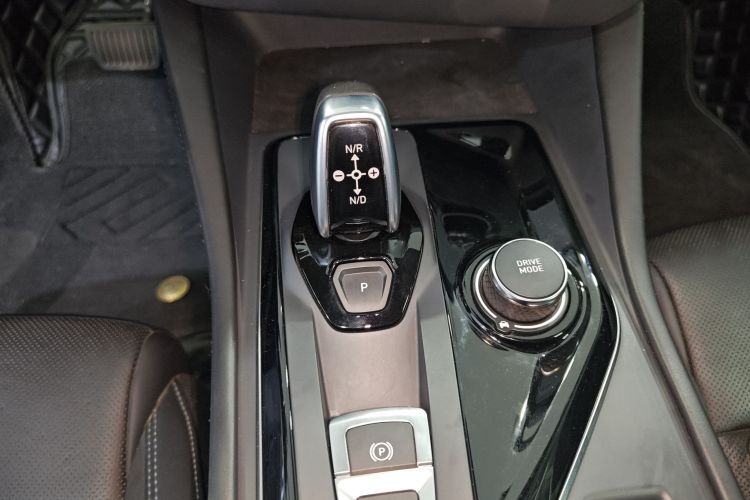 领克03 2022款 1.5TD DCT劲Pro中控内饰18