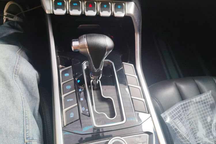 福特 2020款 领界S EcoBoost 145 CVT铂领型中控内饰18