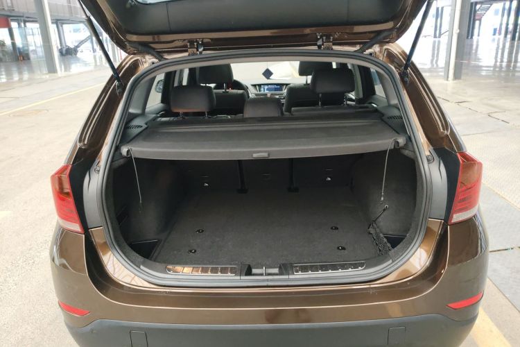 宝马X1 2015款 sDrive18i 领先晋级版局部细节23