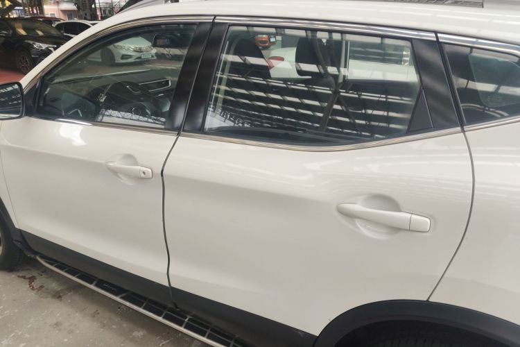 日产 逍客 2017款 2.0L CVT智享版 国V车身外观6003