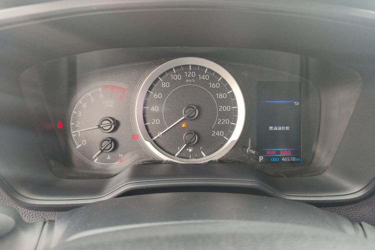 丰田 卡罗拉 2023款 1.2T 先锋版中控内饰14