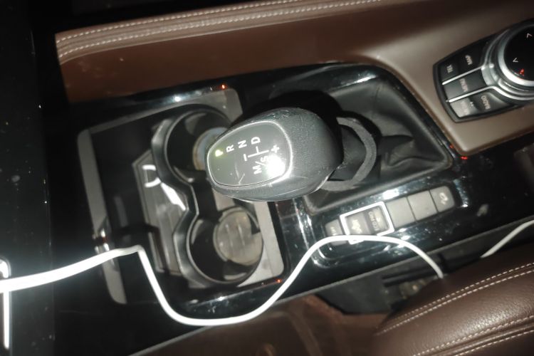 宝马X1 2018款 xDrive20Li 尊享型中控内饰18