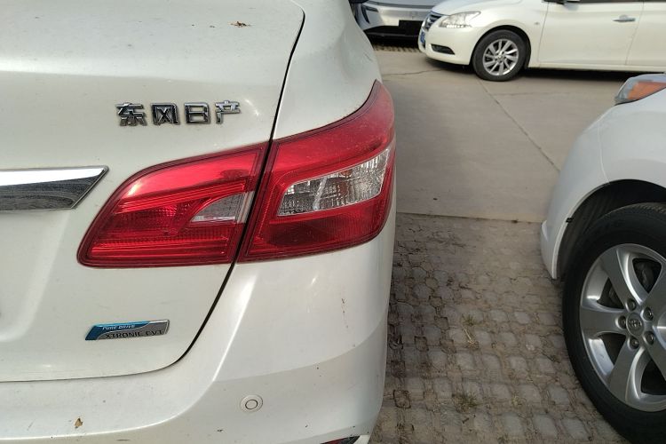 日产 轩逸 2016款 1.6XL CVT豪华版车身外观9