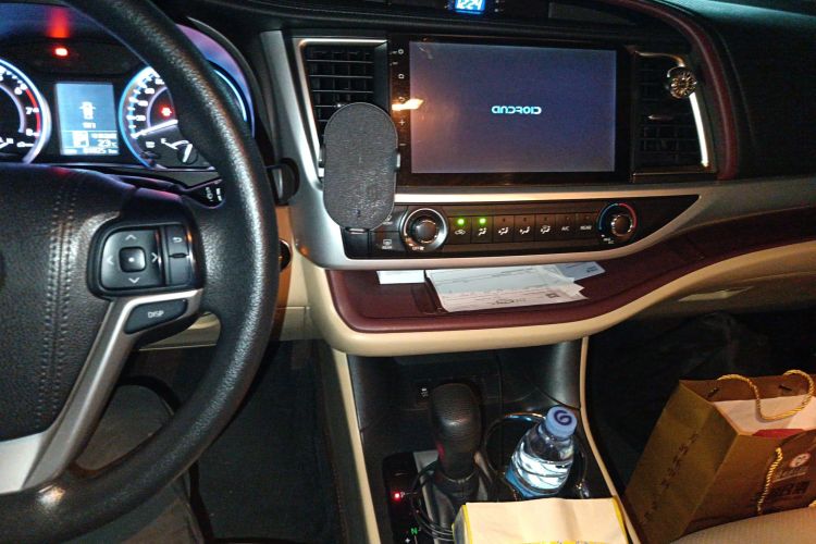 丰田 汉兰达 2015款 2.0T 两驱精英版 7座中控内饰16