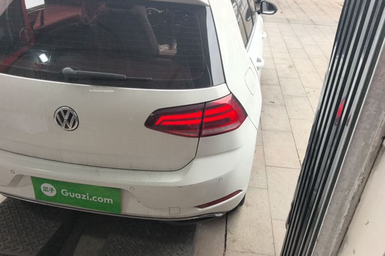 大众 高尔夫 2020款 280TSI DSG舒适型车身外观9