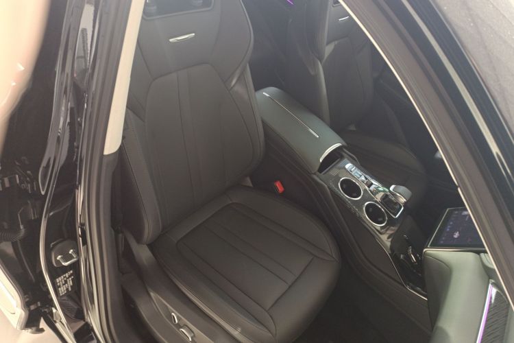 红旗HS3 2023款 1.5T 两驱善为版局部细节41