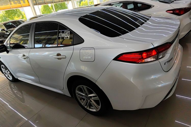 丰田 雷凌 2021款 185T CVT豪华版车身外观6003