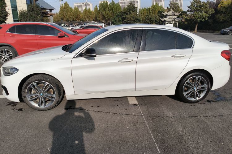 宝马1系 2018款 改款 118i 运动型车身外观6003