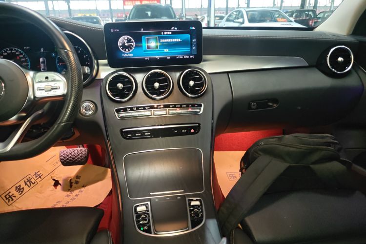 奔驰C级 2021款 C 200 L 时尚型运动版中控内饰16
