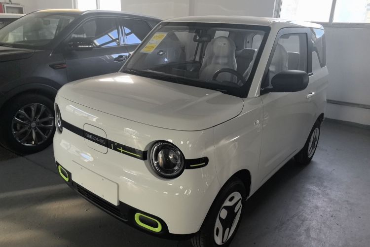 吉利银河 熊猫 2025款 210km 元气熊车身外观1