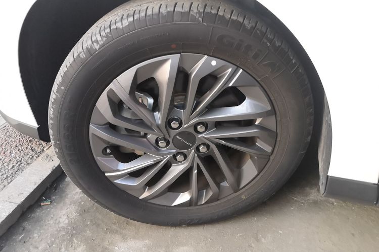 上汽大通MAXUS 大通G50 2023款 PLUS 1.5T 自动护航版车身外观6007