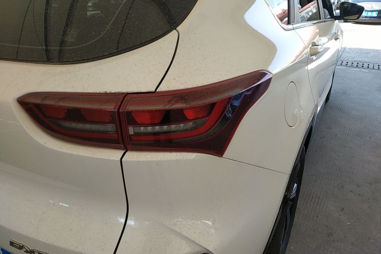 东南DX8S 2022款 1.5T DCT酋长版 7座车身外观6006