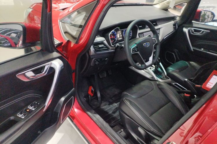 吉利汽车 远景X3 2017款 1.5L 自动尊贵型中控内饰7003