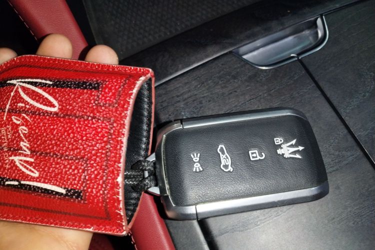 玛莎拉蒂 Grecale格雷嘉 2023款 2.0T GT中控内饰11