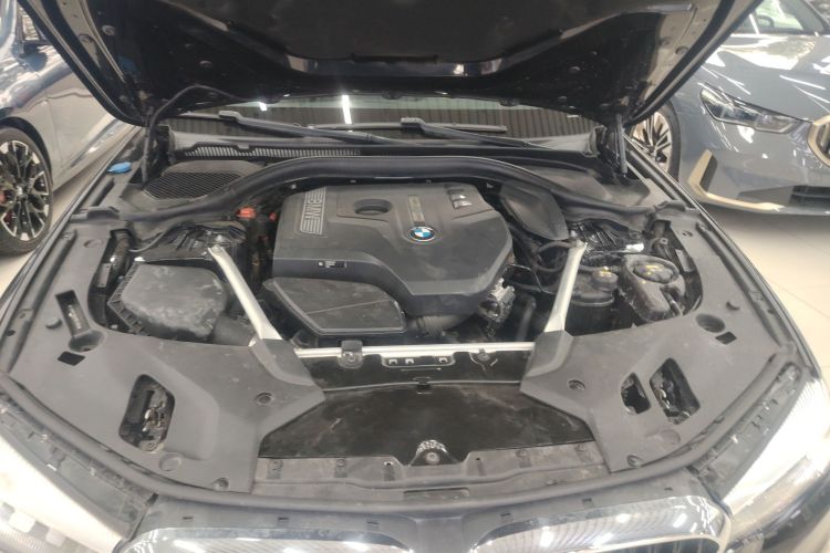 宝马5系 2018款 525Li M运动套装局部细节24