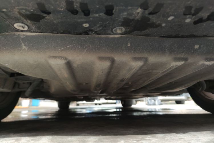 宝马5系 2018款 525Li M运动套装局部细节9008