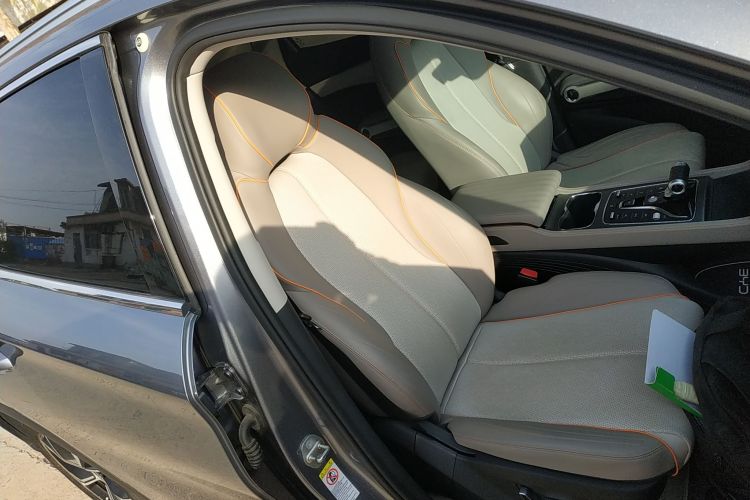 比亚迪 元PLUS 2023款 冠军版 430KM 超越型局部细节41