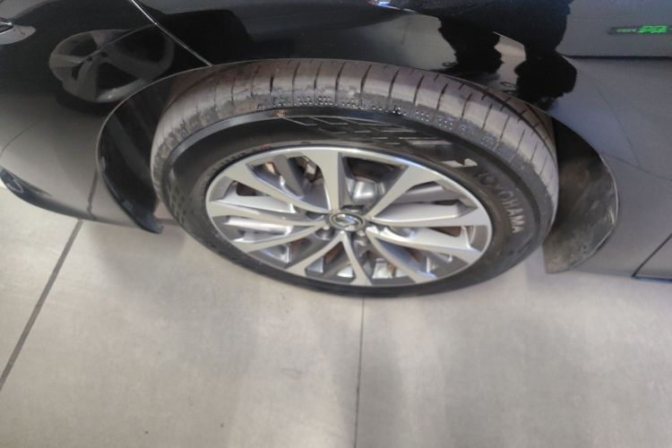 雷克萨斯ES 2025款 200 臻享版车身外观6007