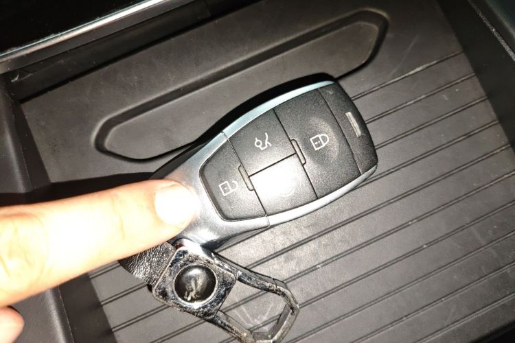 北京汽车 北京X7 2022款 1.5TD DCT致尚版中控内饰11