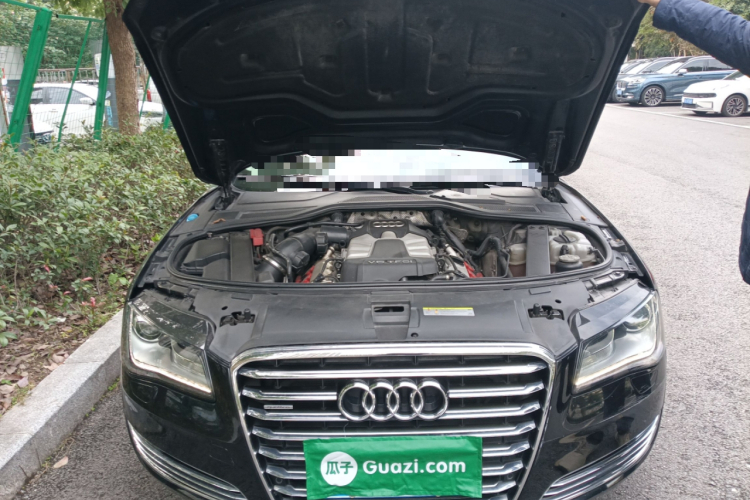 奥迪A8 2013款 A8L 45 TFSI quattro豪华型局部细节24