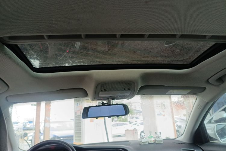 奥迪A4L 2015款 35 TFSI 自动标准型局部细节22