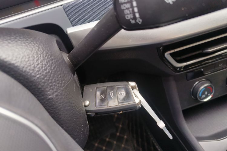 大众 朗逸 2023款 改款 1.5L 自动得逸版中控内饰11