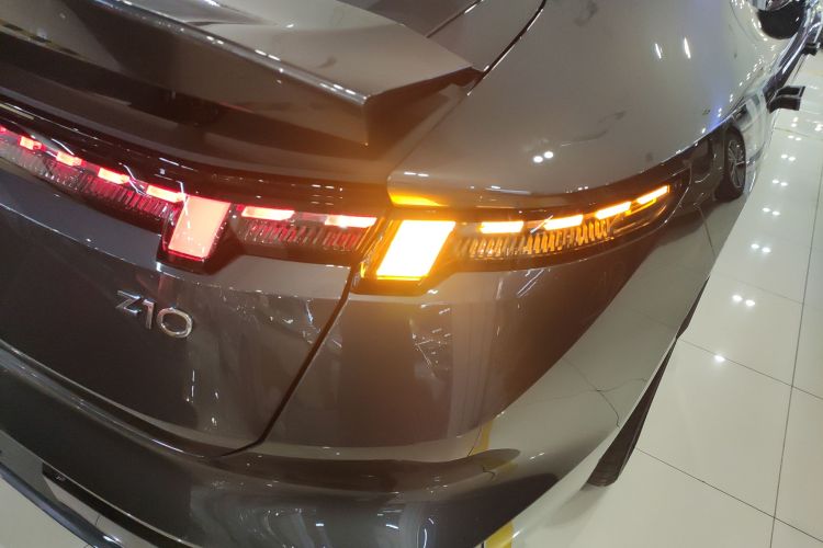 领克Z10 2024款 95kWh 766km后驱Max车身外观6006